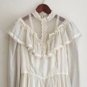 Vintage 70s Gunne Sax Maxi Dress Ivory Wedding Gown Pearl Detail Women's Size 13